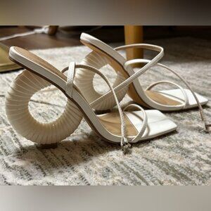 Fashion Nova White Sculptural Heel Strappy Mules Size 6 Square Toe Heels